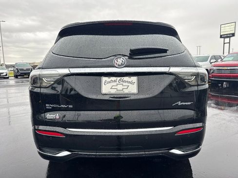 Used 2024 Buick Enclave Avenir w/ Avenir Technology Package AWD/4WD image 5