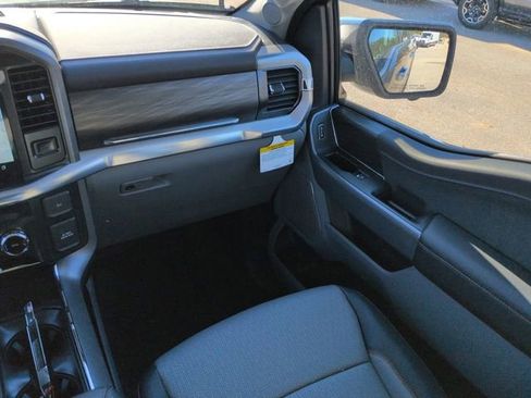 New 2025 Ford F150 Lariat w/ Equipment Group 502A High image 18