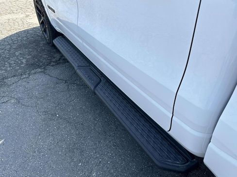 Used 2023 RAM 1500 Laramie image 13