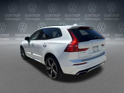 Used 2021 Volvo XC60 T5 R-Design image 4