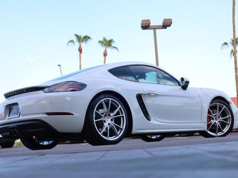 Used 2019 Porsche 718 Cayman S RWD image 19