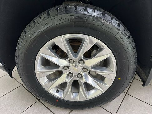 Used 2020 Chevrolet Silverado 1500 LTZ w/ LTZ Premium Package image 20