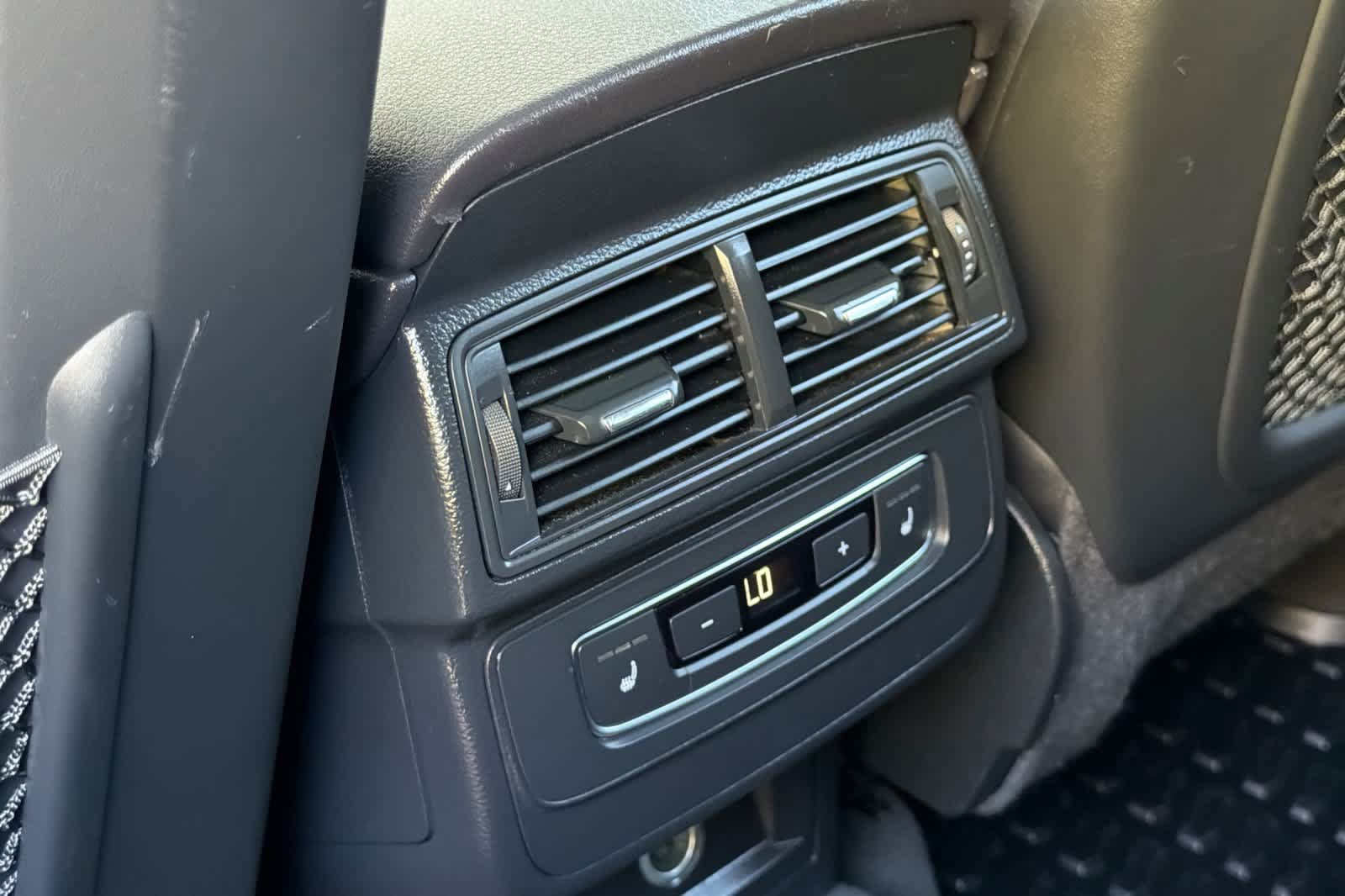 Used 2018 Audi Q7 3.0T Premium Plus AWD/4WD image 14