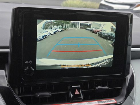 Certified 2025 Toyota Corolla SE image 15