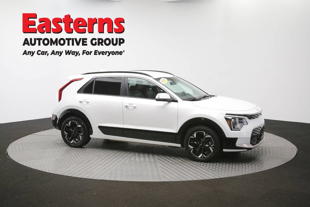 Used 2023 Kia Niro Wind w/ Wind Preserve Package FWD image 48