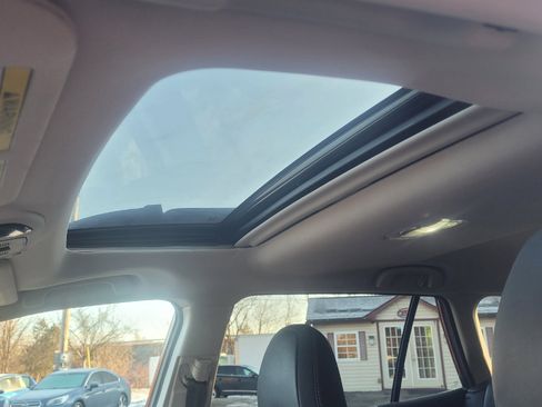 Used 2020 Subaru Outback Limited w/ Popular Package #2 image 14