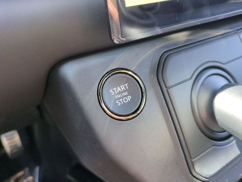 New 2026 Land Rover Defender 110 OCTA AWD/4WD image 23