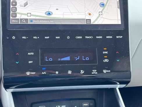 Certified 2024 Hyundai Tucson Limited AWD/4WD image 25