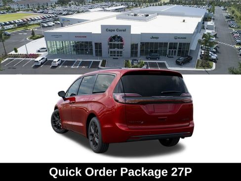 New 2026 Chrysler Pacifica Limited FWD image 3