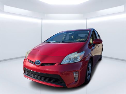 Used 2015 Toyota Prius Four image 6