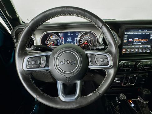 Used 2019 Jeep Wrangler Unlimited Sahara w/ Dual Top Group image 11