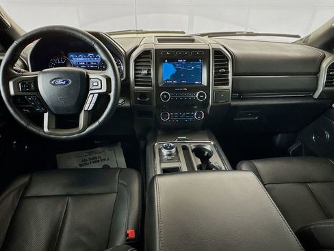 Used 2018 Ford Expedition Max XLT w/ Equipment Group 202A image 24