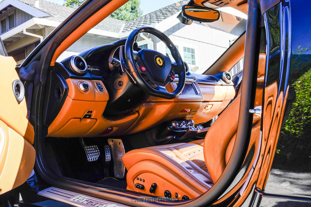 Used 2013 Ferrari California RWD image 56