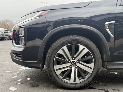 Used 2024 Mitsubishi Outlander Sport SE image 31