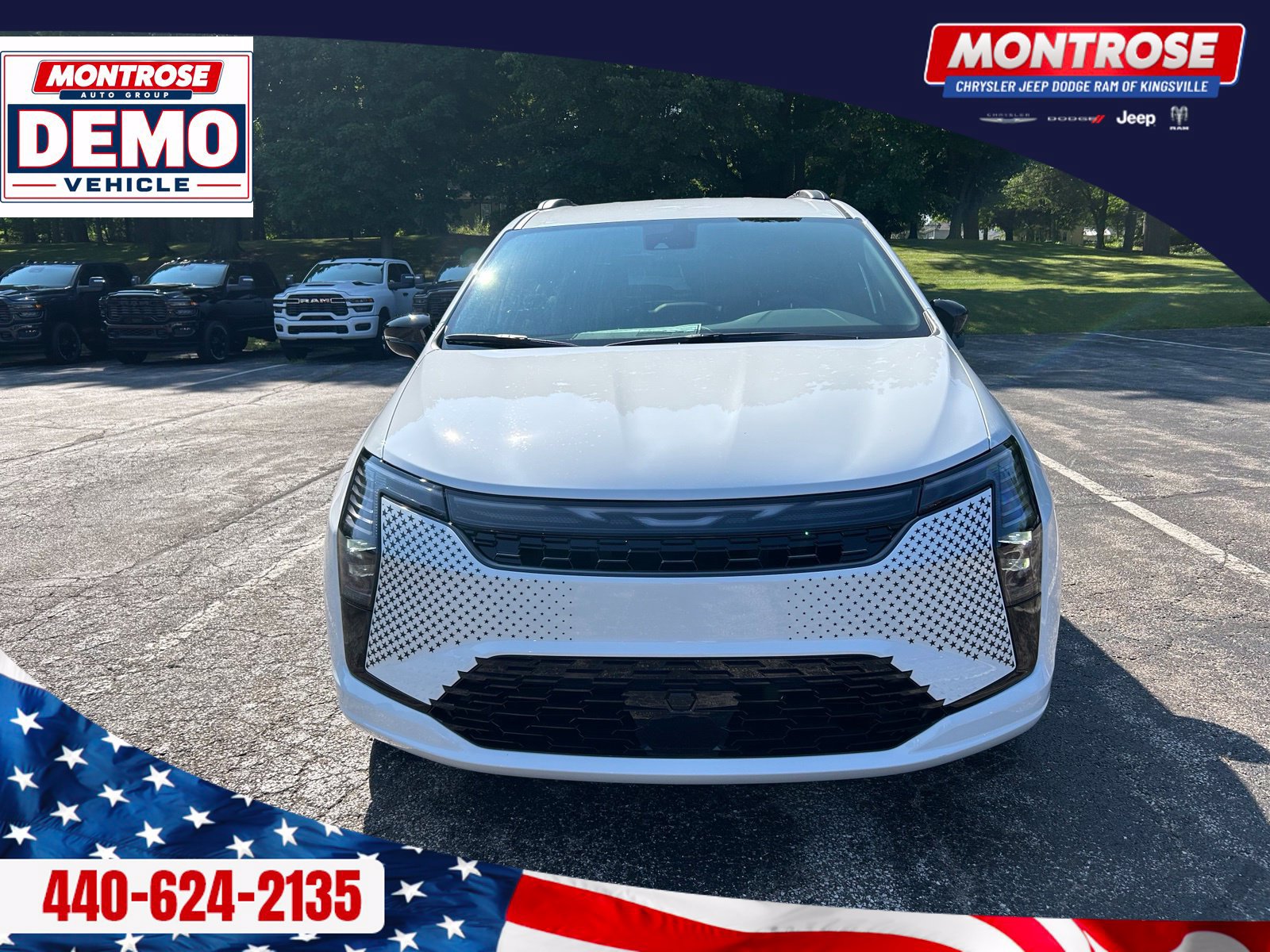 New 2027 Chrysler Pacifica Select FWD image 9