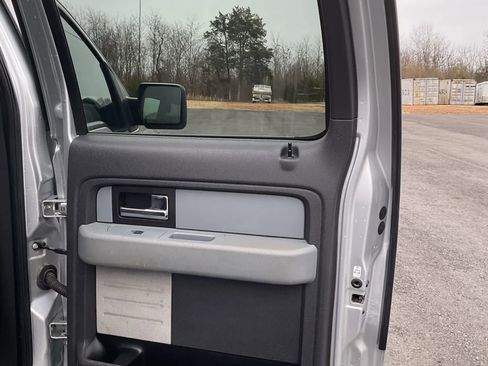 Used 2014 Ford F150 XLT w/ Trailer Tow Package image 46