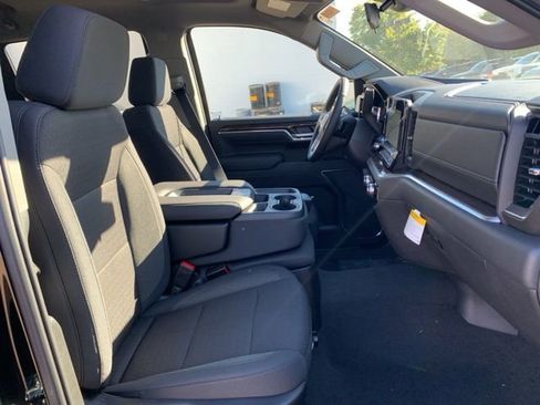 New 2026 GMC Sierra 1500 Elevation image 28