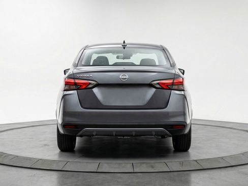 Used 2025 Nissan Versa SV FWD image 7