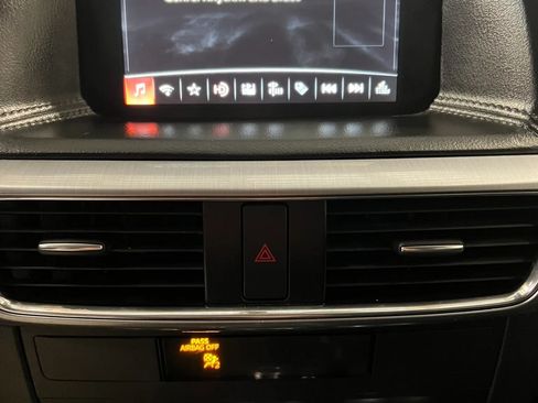 Used 2016 MAZDA CX-5 Touring FWD image 17