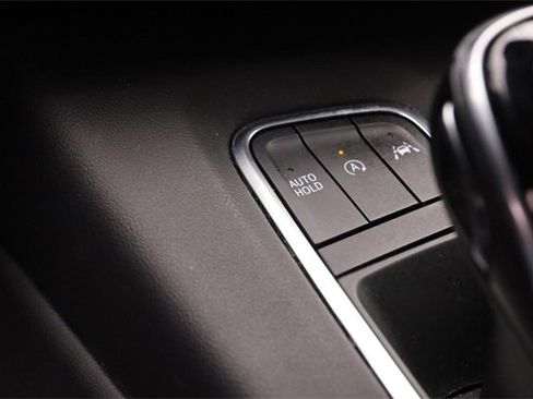 Used 2021 Cadillac Escalade ESV Premium Luxury image 22