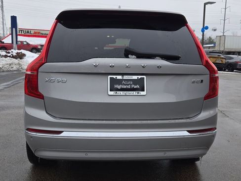 Used 2024 Volvo XC90 B5 Core w/ Protection Package Premier image 16