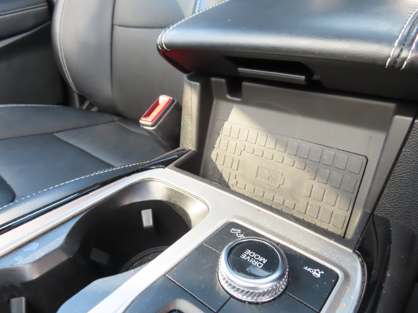 Used 2023 Ford Explorer ST w/ Equipment Group 401A AWD/4WD image 28