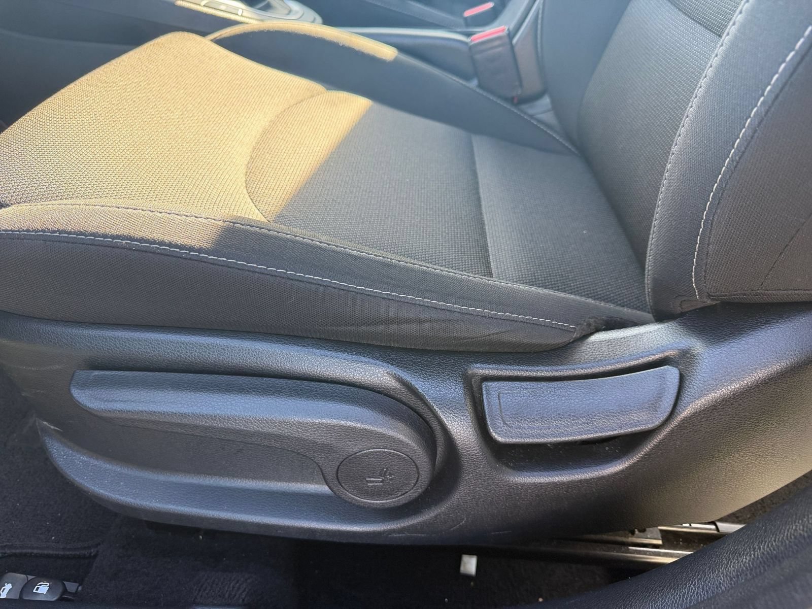 Used 2024 Kia Forte LXS FWD image 22