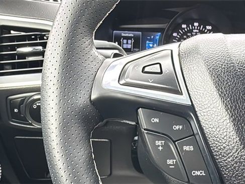 Certified 2023 Ford Edge ST image 17