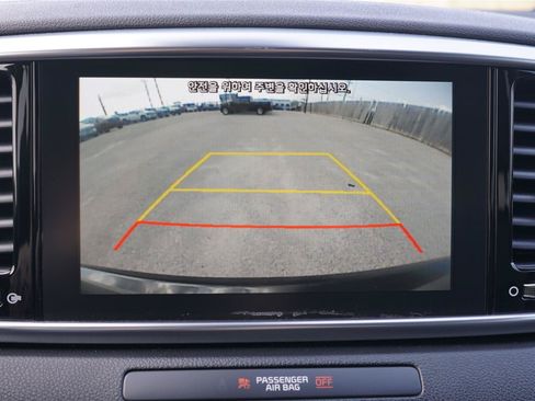 Used 2021 Kia Sportage EX FWD image 12
