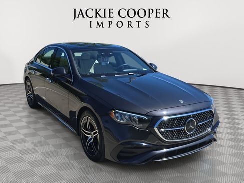 Used 2025 Mercedes-Benz E 350 Sedan image 3