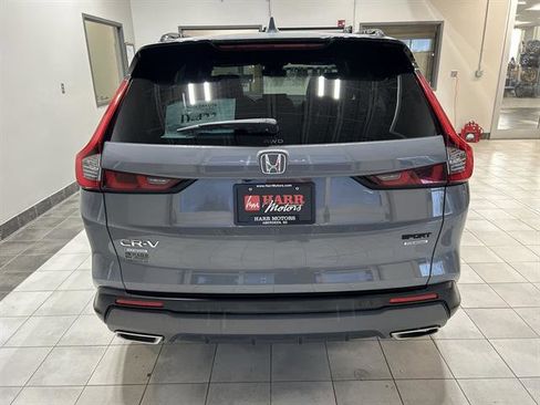 Used 2024 Honda CR-V Sport Touring image 3