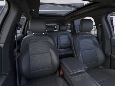 New 2025 Lincoln Nautilus Reserve w/ Jet Appearance Package image 10