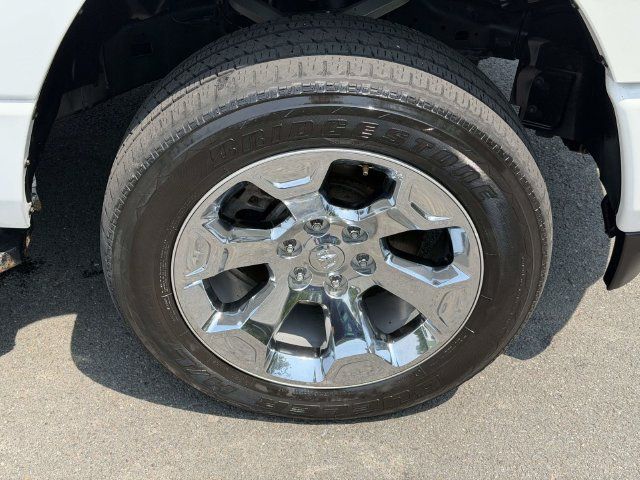 Used 2022 RAM 1500 Big Horn AWD/4WD image 10