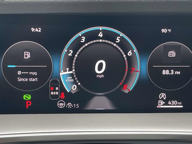 Certified 2026 Volkswagen Tiguan SE FWD image 21