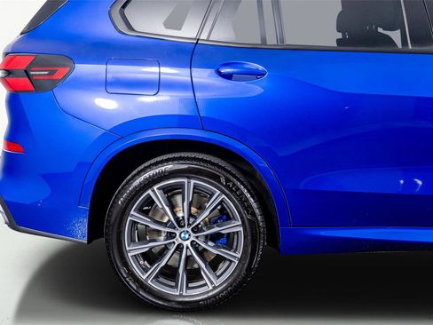 Used 2025 BMW X5 M60i AWD/4WD image 8