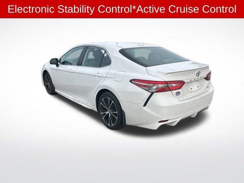 Used 2019 Toyota Camry SE image 7