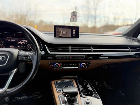 Used 2017 Audi Q7 3.0T Premium Plus image 16