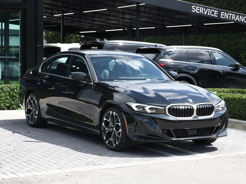 Used 2025 BMW 330i Sedan w/ Premium Package RWD image 2