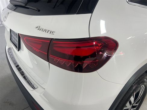 Used 2025 Mercedes-Benz GLA 250 4MATIC image 14