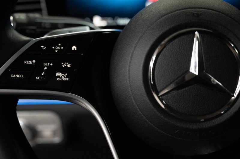 Certified 2026 Mercedes-Benz GLS 450 4MATIC image 32