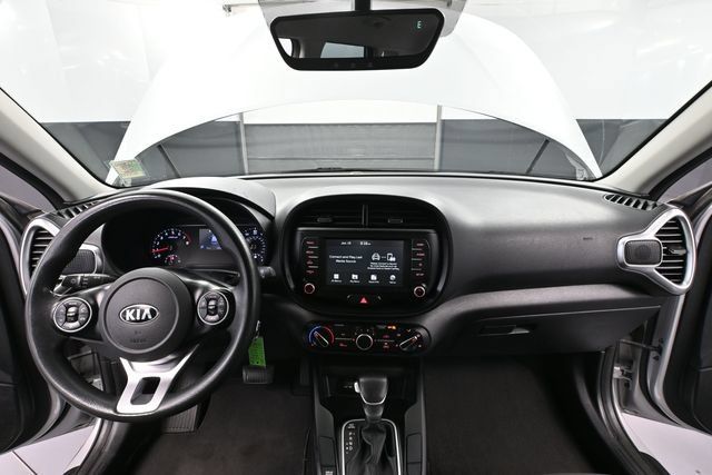 Used 2020 Kia Soul LX FWD image 18