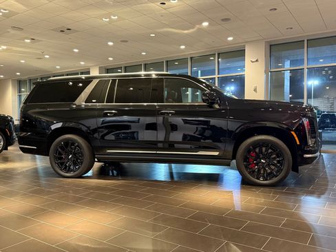 New 2025 Cadillac Escalade ESV Premium Luxury w/ Touring Package image 6