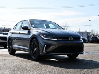 New 2026 Volkswagen Jetta SE video 1