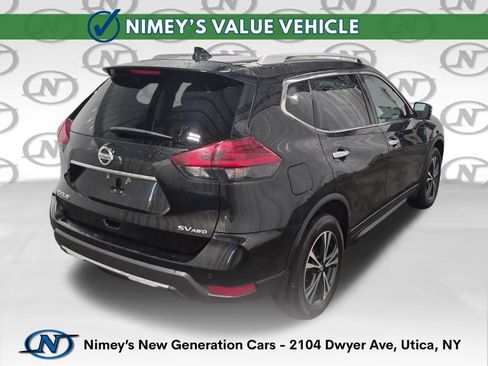 Used 2020 Nissan Rogue SV AWD/4WD image 2
