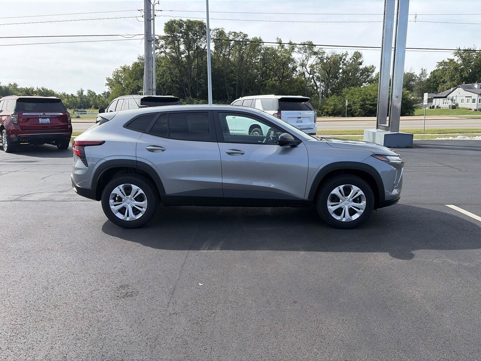 New 2026 Chevrolet Trax LS FWD image 2