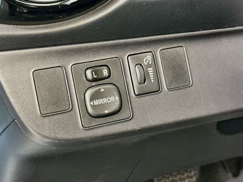 Used 2015 Toyota Prius C Two FWD image 10