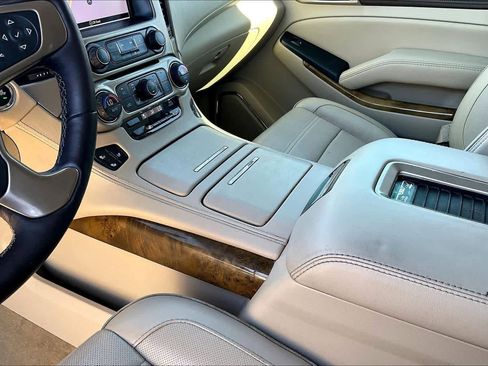 Used 2017 GMC Yukon XL Denali w/ Open Road Package image 16