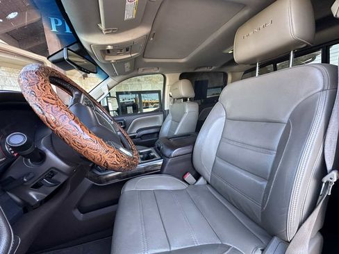 Used 2016 GMC Sierra 2500 Denali w/ Duramax Plus Package image 8