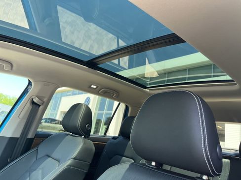 New 2026 Volkswagen Atlas SE FWD image 32