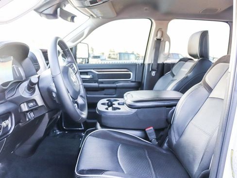 Used 2024 RAM 2500 Laramie w/ Safety Group AWD/4WD image 20